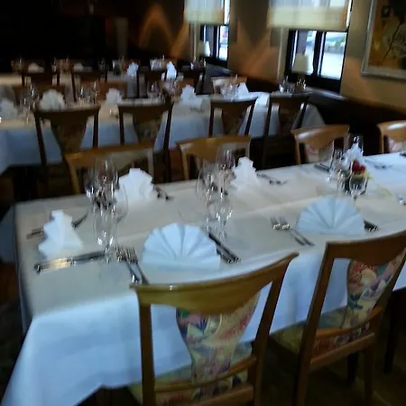 Hotel Zum Schwan 3*